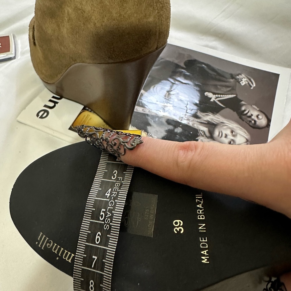 Minelli Tan Suede Wedge Shoes - Picture 8 of 16